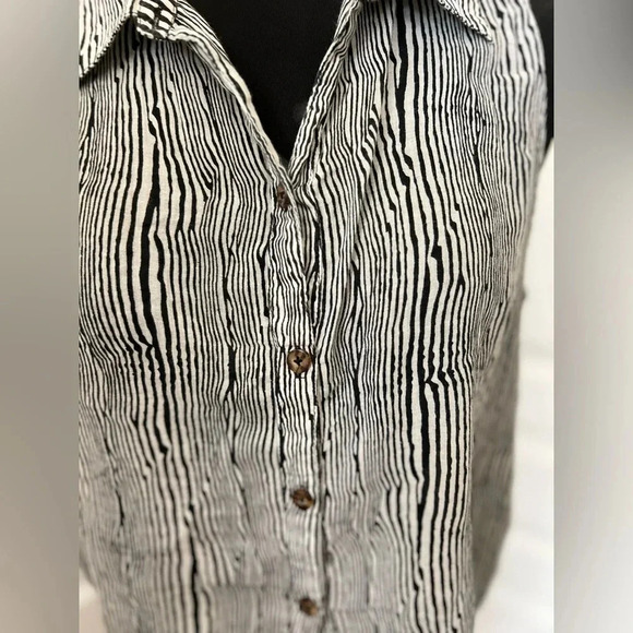 VOLCOM | RETRO Corpo Class “Not So Classic Tank” - Size M - Picture 3 of 5